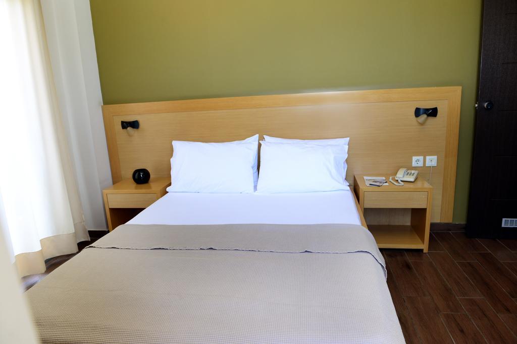 Ionion Hotel Kyparissia Pokoj fotografie